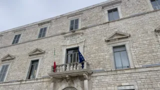 Avvocata di Barletta e Ctp aggrediti e picchiati a Trani nel corso della notifica di un atto